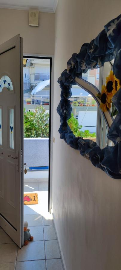 Sunflower Apartment Nea Peramos  Exterior photo